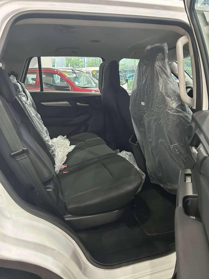 Used 1
                    ISUZU
                     for Sale Image